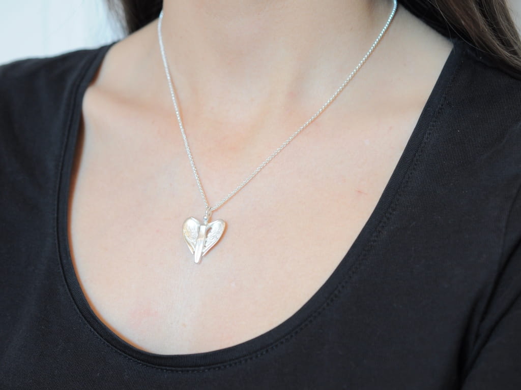 Schutzengel Anhänger Ed.2012 aus 925 Sterling Silber an Silberkette